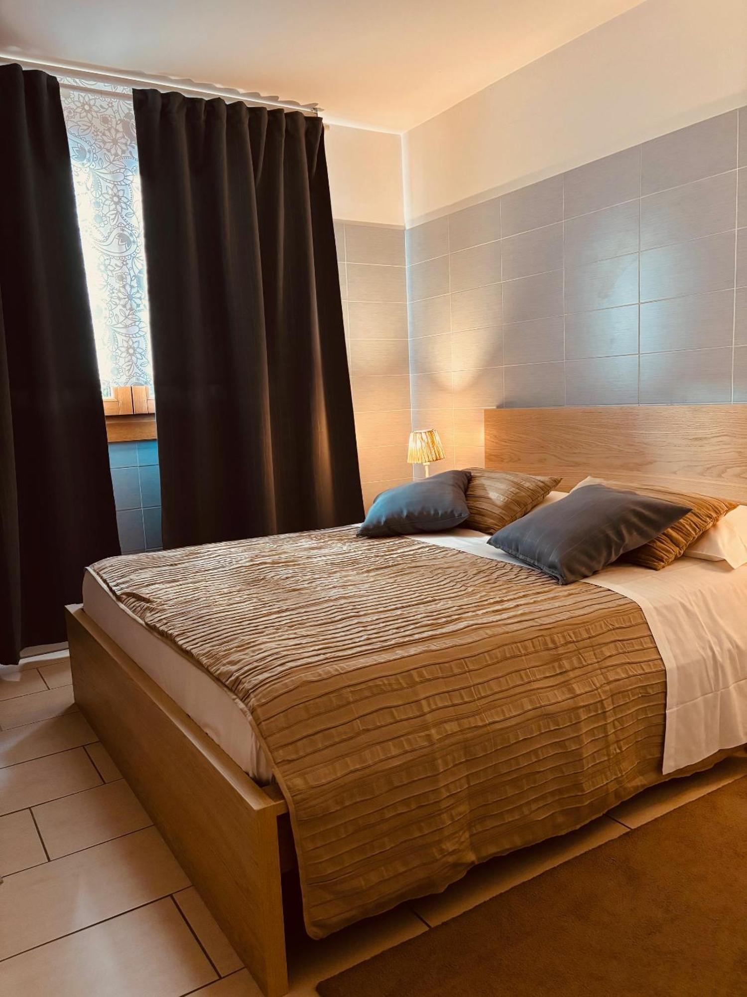 Apart Hotel Atlantic Grado Extérieur photo