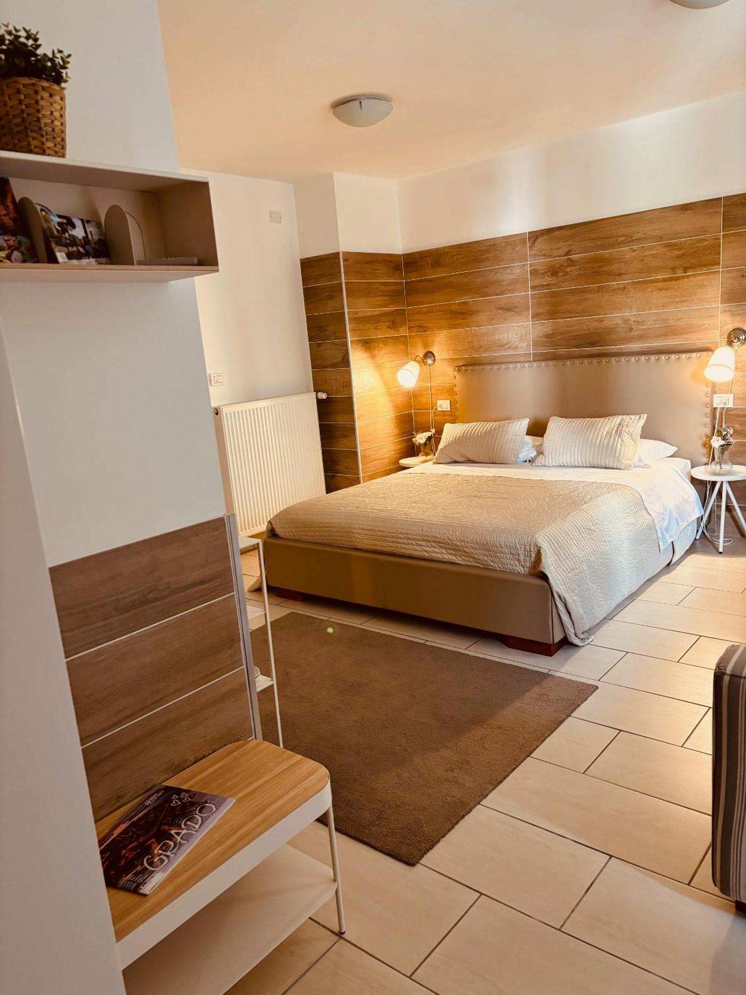 Apart Hotel Atlantic Grado Extérieur photo